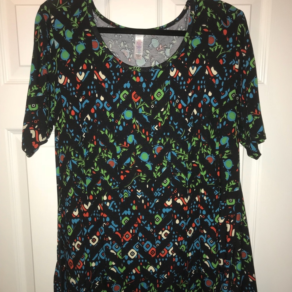 LuLaRoe Perfect T